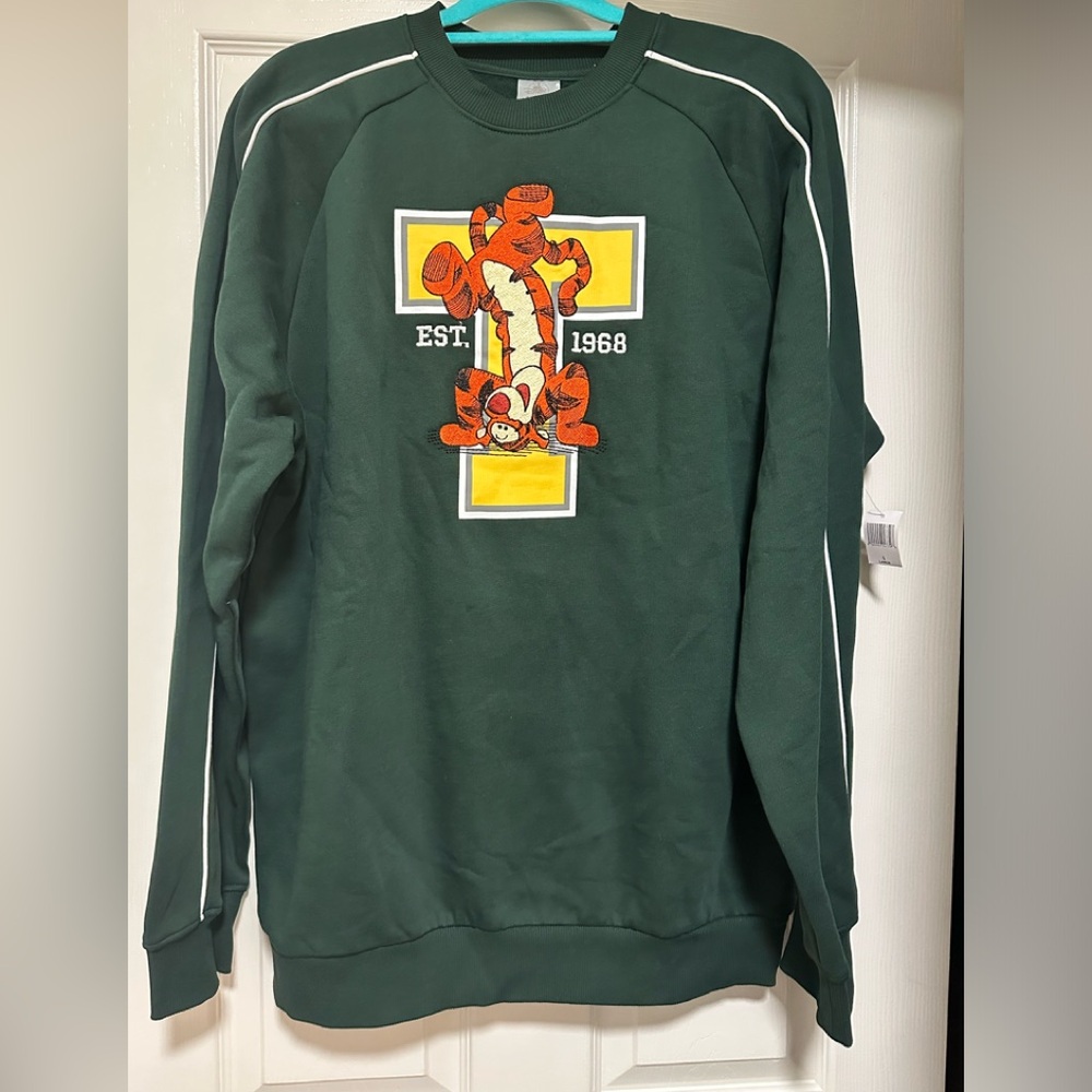 Disney Parks Tigger Pullover Sweatshirt Winnie the Pooh & the Blustery Day XXL